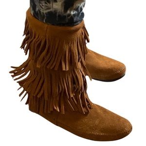 Minnentonka moccasins